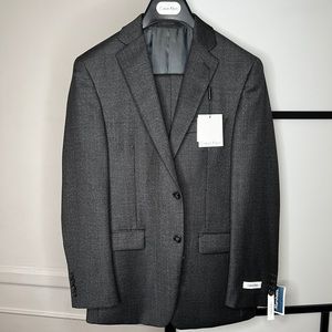Calvin Klein Two Piece Silm Fit Wool Suit in Charcoal 36s